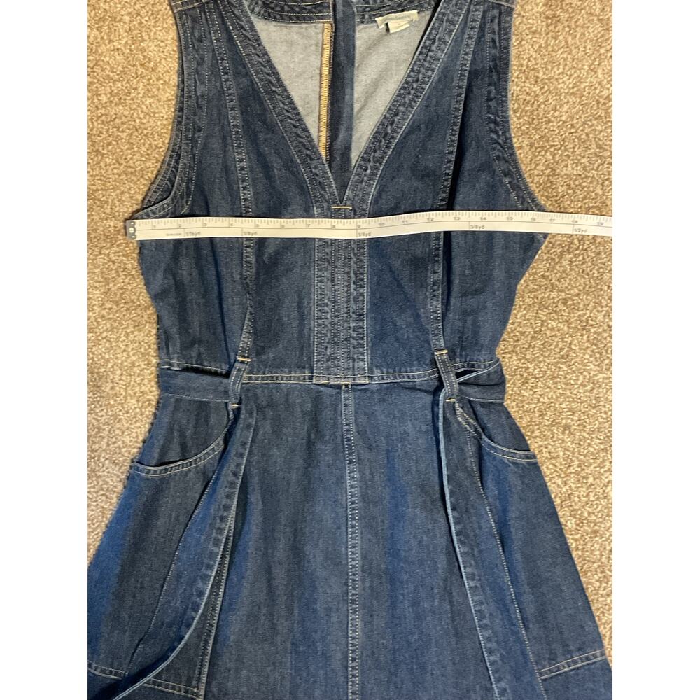 Sundance Catalog "Poppy Denim Dress". Medium Wash, Sleeveless, V Neck. Size 10 - Picture 4 of 7